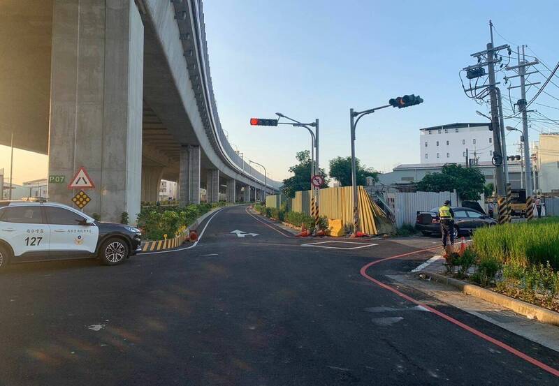 台中朝阳科大航空机械系大四张姓男大生,毕业后即将成为飞机修护工程师,没想到为闪避违规车辆,失控撞分隔岛、电线杆丧命。(民众提供) 台中朝阳科大航空机械系大四张姓男大生,毕业后即将成为飞机修护工程师,没想到为闪避违规车辆,失控撞分隔岛、电线杆丧命。(民众提供)